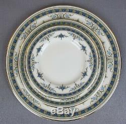 Superb vintage blue Minton Grasmere Dinner Service Set for 6. Plates bowls etc