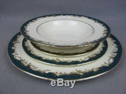 Superb vintage blue edge Minton GROSVENOR Dinner Service Set. 6 place settings