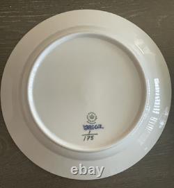 VTG 1974-83 Royal Copenhagen Blue Fluted 8 (Eight) Deep Dish 10 Dinner Plate
