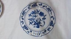 Vintage 50 Years 1951-2001 Blue Onion 20 Pc Dinner Set, Blue Danube Japan Mint