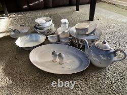 Vintage Bing & Grondahl B & G Copenhagen Porcelain Seagull Dinner Plate Set