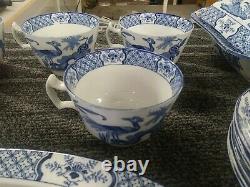 Vintage Wood & Sons Yuan Blue & White Dish Set- 31 Pieces