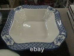 Vintage Wood & Sons Yuan Blue & White Dish Set- 31 Pieces
