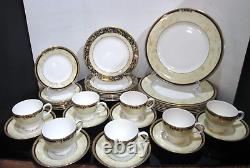 WEDGWOOD CORNUCOPIA BONE CHINA DINNERWARE 5-PLACE SETTING SERVICE for 8 SET- 40