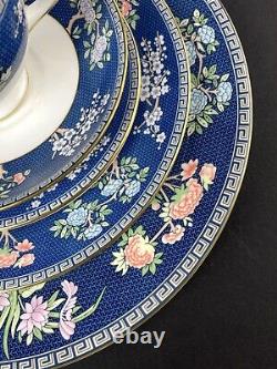 Wedgwood Blue Siam 5 Piece Place Setting Set of 2