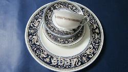 Wedgwood England 1956 Florentine Dinner Set 4 Pcs