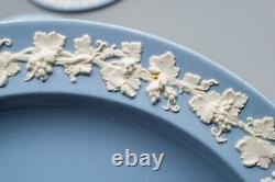 Wedgwood Queensware Cream on Blue Lavender Dinner Plates Smooth 9 3/4 Set of 11