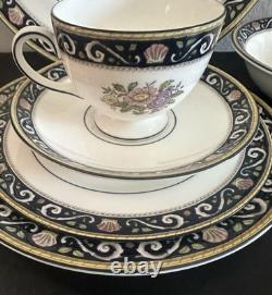 Wedgwood Runnymede 6-Pc Place Setting Bone China England 4 Sets Available