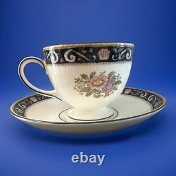 Wedgwood Runnymede 6-Pc Place Setting Bone China England 4 Sets Available