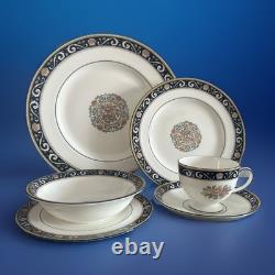 Wedgwood Runnymede 6-Pc Place Setting Bone China England 4 Sets Available